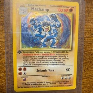 1st edition machamp Pokémon card